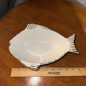 Fish-Shaped Cream Ceramic Dish